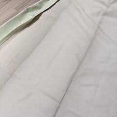 ニトリ 遮光カーテン ポワン 遮光1級 約 100cm x 195cm タッセル一つのみの画像