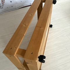 木製キャスター付きワゴン？の画像