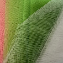 チュール生地(網のような)の画像