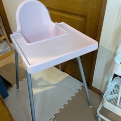 ベビーチェアの画像