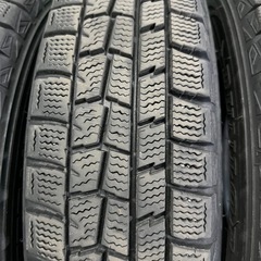 145/80R13 ダンロップ冬タイヤ 2018年製造 バリ溝 4本の画像