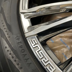 18インチ　225/45R18の画像