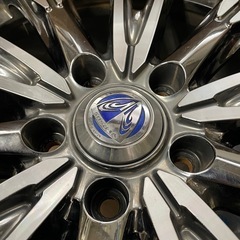 18インチ　225/45R18の画像