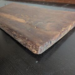 しっかりした味のある1枚板！の画像