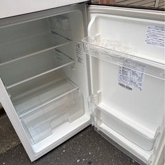 格安★Hisens 2ドア冷凍冷蔵庫　HR-B1201 2018年製の画像