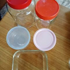 ガラスの容器　五点の画像
