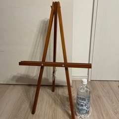 イーゼルの画像