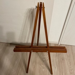 イーゼルの画像