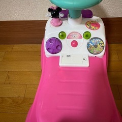 ミニーちゃん 車の画像