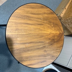 50%オフ/サイドテーブル タワー 丸型の画像