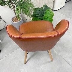 アンティークチェアブラウンの画像