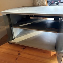 コーナーテレビラックの画像