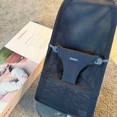 美品　バウンサー　ベビービョルン　ブリスエアー　グレーの画像