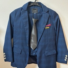 子供用スーツ 140cmの画像