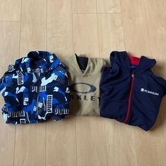 キッズ冬物（トレーナー、パーカー）140〜150【取引中】の画像