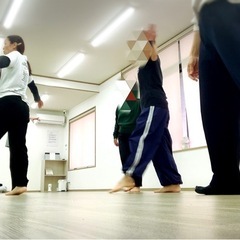 楽しく体を動かしたい方、ぜひ一緒にダンスしませんか？✨ ✨の画像