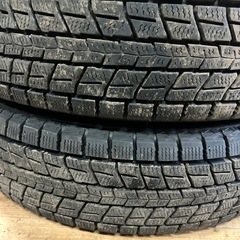 175/80R16ダンロップスタッドレスタイヤの画像