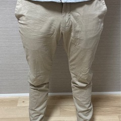 男性用ユニクロパンツ黒ベージュ セット 185の画像