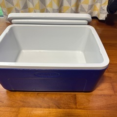 クーラーボックスの画像