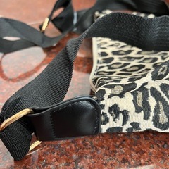 新品　ヒョウ柄✨ショルダーポーチ❣️の画像