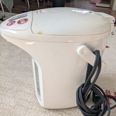 湯沸かしポットの画像