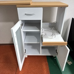 食器棚　キッチン収納の画像