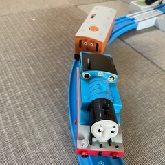 カンカン踏切とトーマス、トミカのセットの画像
