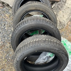 スタッドレスタイヤのみの画像