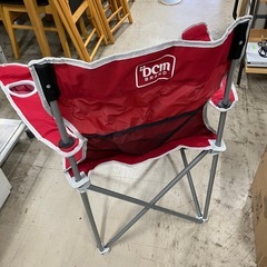 2511-611 DCM アーム付きスリムチェア レッド 収納袋付き 中古の画像