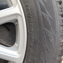 【24年製】175/65R15　ブリジストン　BLIZZAK　VRX2 スタッドレスタイヤ(ホイール付)の画像