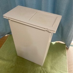 【1個1,000円・2個あり】無印良品 ゴミ箱 スライド窓付き横開き蓋 45Lの画像