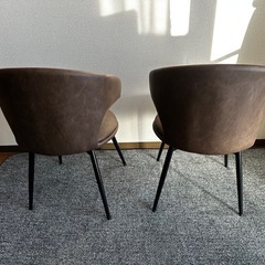 タンスのゲン　回転ダイニングチェア　2脚　新品　組み立て済みの画像