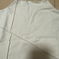 長袖アイボリートップスの画像