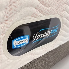 シモンズ SIMMONS セミダブル マットレス　ベッドフレームの画像