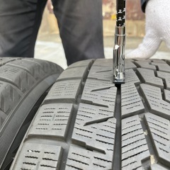 純正アルミ付きスタッドレスタイヤ４本セット　205/60R 16の画像
