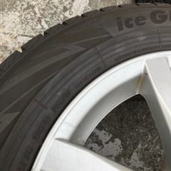 純正アルミ付きスタッドレスタイヤ４本セット　205/60R 16の画像