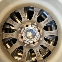 中古　スタッドレスタイヤ　4本の画像