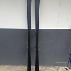 SALOMON スキー板の画像