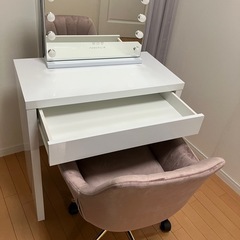 ¥0 ドレッサー（チェア・鏡付）の画像