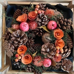 クリスマスリース、ツリーライトの画像