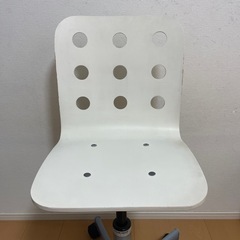 IKEAの椅子の画像