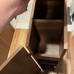 トイレ収納(説明書付き)の画像