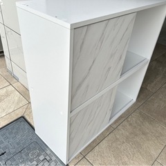 LOWYA ロウヤ本棚 収納棚 扉付き キャビネット　2段 ホワイトマーブル　大理石柄の画像