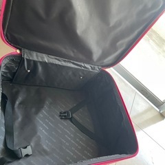 キャリーケース
の画像