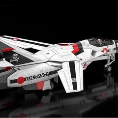 【絶版もの希少】PLAMAX MF-45 1/20 VF-1 ファイターバルキリー 美品、配送箱入り: 超時空要塞マクロスの画像