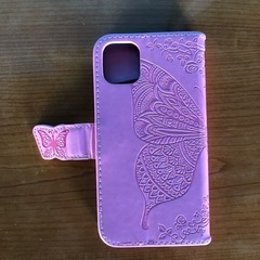 iPhone13カバーの画像