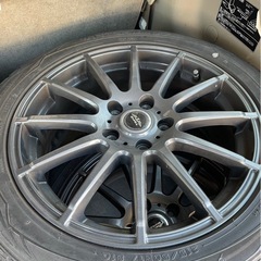 国産　スタッドレスの画像