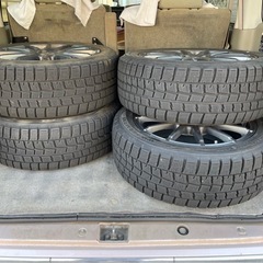 国産　スタッドレスの画像