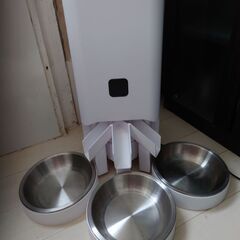 自動猫用給餌器の画像