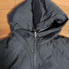 ダウンジャケット　黒色　の画像